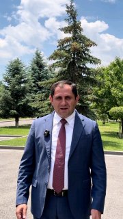 Сурен Папикян поблагодарил избирателей Араратской области за доверие