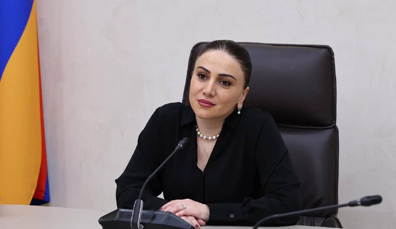 Арусяк Манавазян избрана кандидатом на пост главы фракции «Гражданский договор»