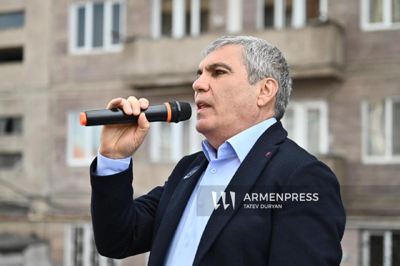 Партия «Республика» требует отстранить блок «Сильная Армения» от выборов в Арарате