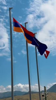 Пашинян осмотрел строительство Вединского водохранилища: орошение 3220 га в Араратской области